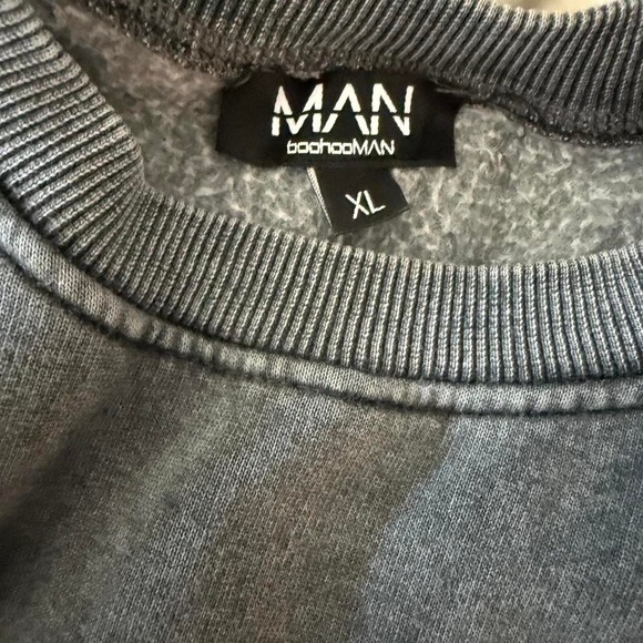 Oversized BoohooMAN crewneck in grey‎ acid wash with bold pink "Drip Face" XL - Picture 6 of 6